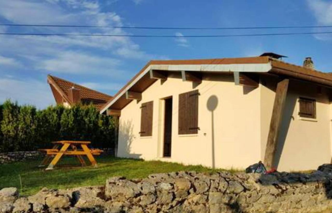 Chalet Charmant A Metabief Avec Vue Sur Montagnes Luaran gambar